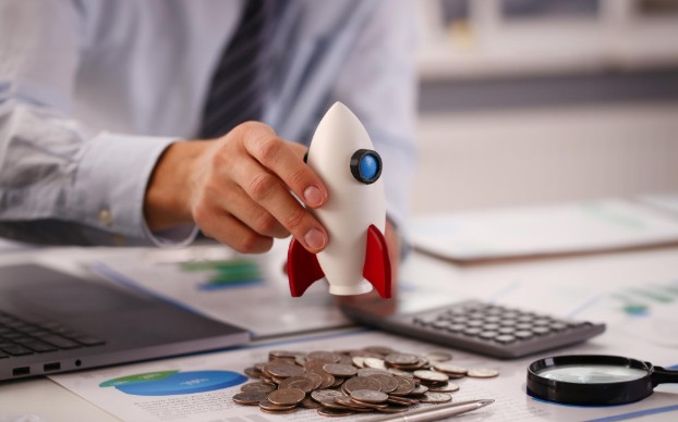 Startup Booted Fundraising Strategy for Early Growth
